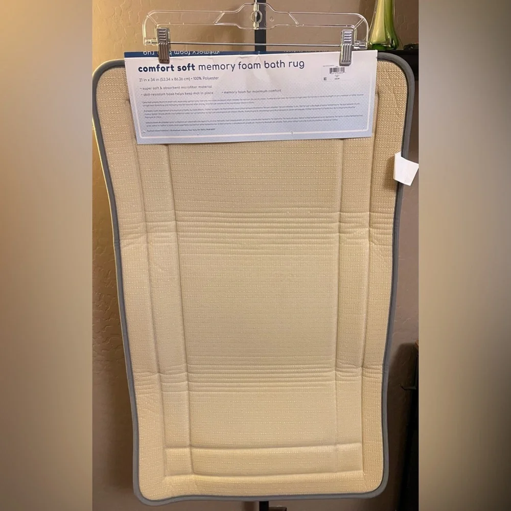 NWT - Sunham Home Fashions Comfort Soft Memory Foam Bath Rug 21”X34”